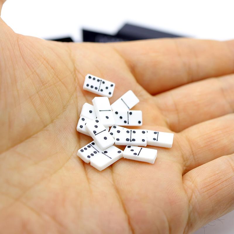 1 Set 1:12 Dollhouse Accessori - Board Game Monopoli review and price